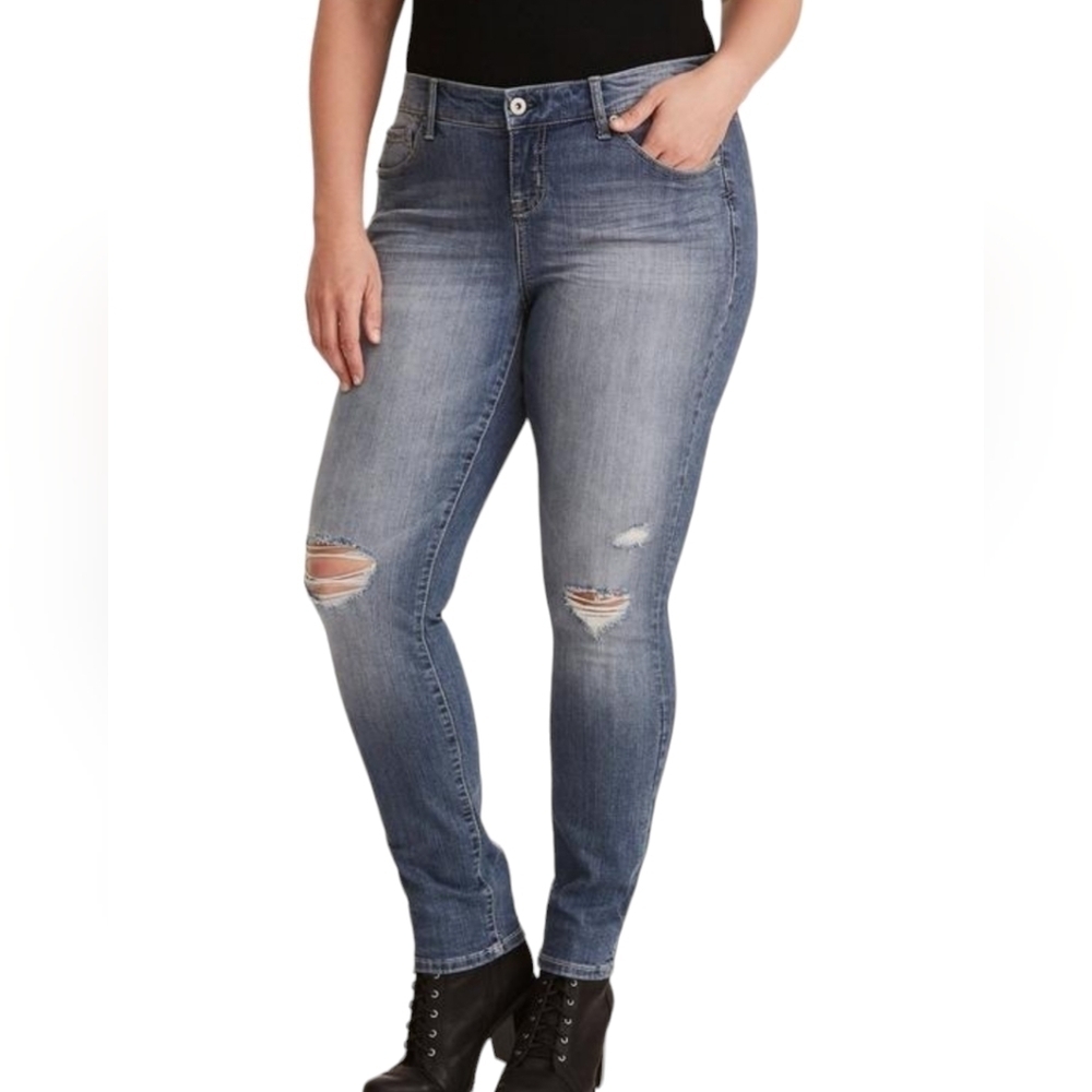 Torrid Premium Stretch Skinny Jean - Distressed Light Wash 16R